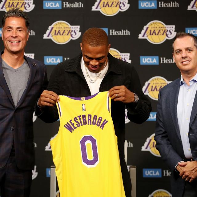 1629362217056037716.jpg 1333465959.jpg